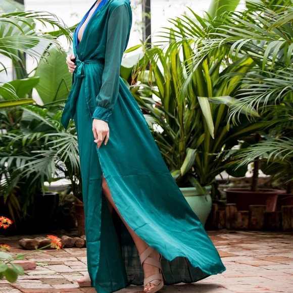 Long emerald green dress - Picture 2 of 3